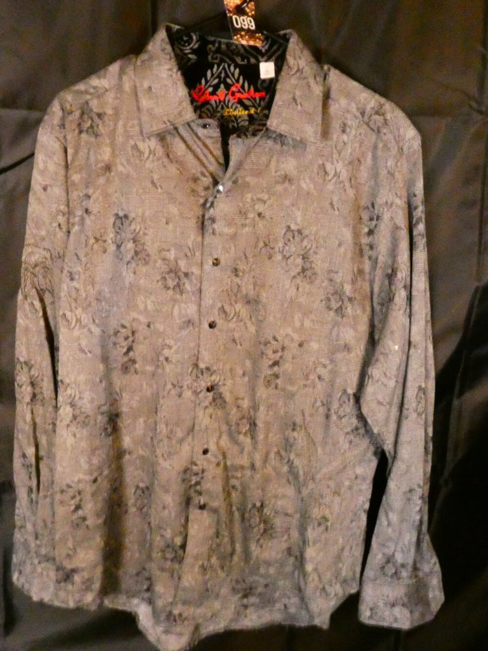 Robert Graham Limited Edition